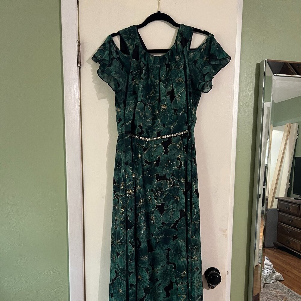 Maxi Green Floral Dress